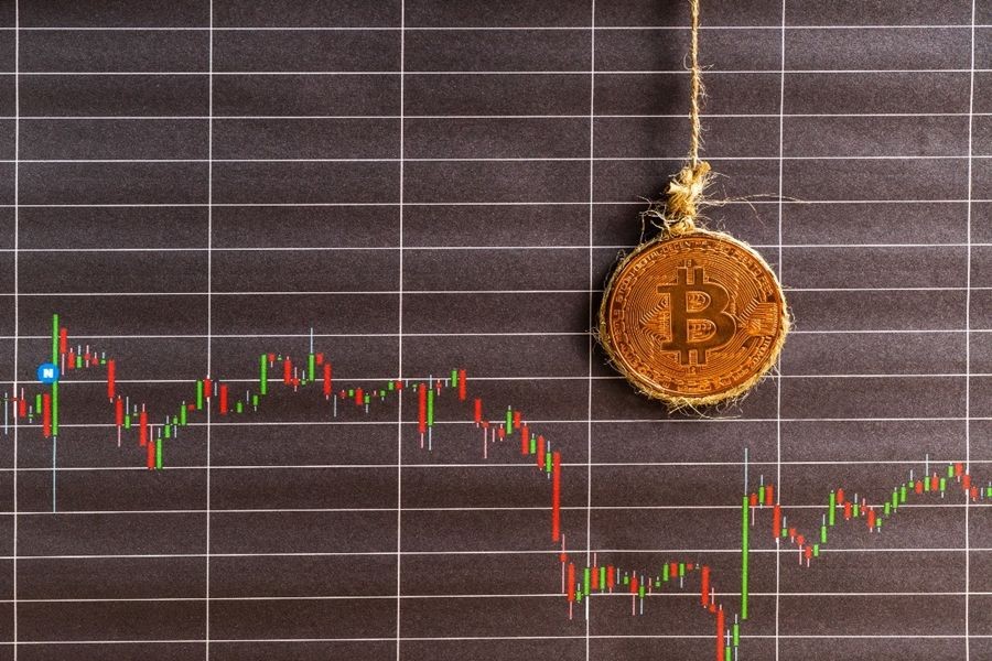 Giá Bitcoin có thể rơi về 8.000 USD?