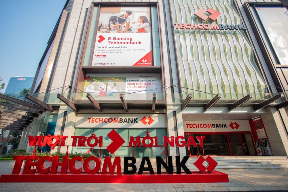 Kết quả kinh doanh 6 tháng Techcombank: Lợi nhuận tăng 22%, nợ xấu giảm xuống 0,6%