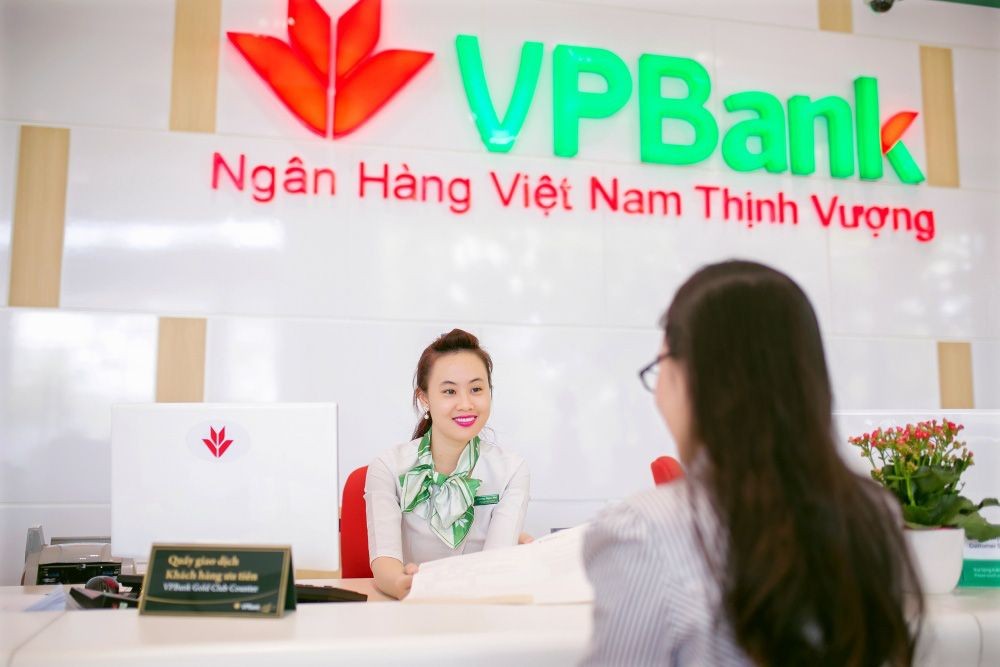 VPBank báo lãi trước thuế 15.300 tỷ đồng sau 6 tháng