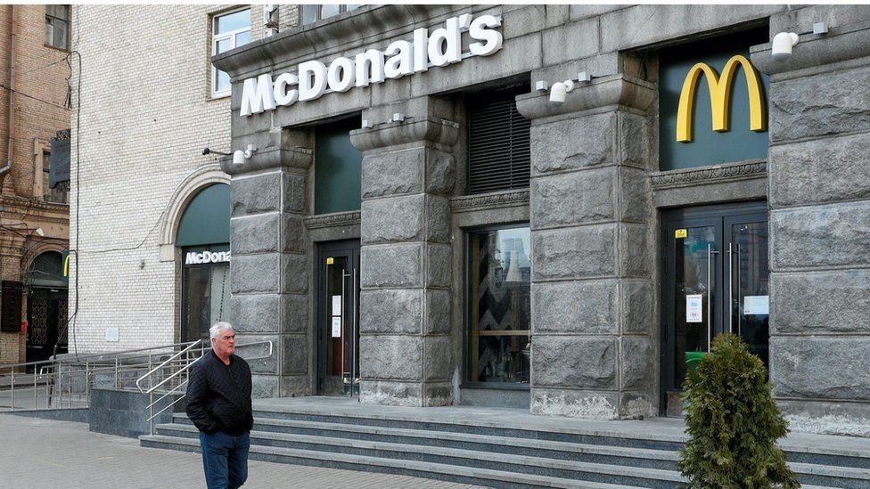 McDonald's mở cửa trở lại tại Ukraine