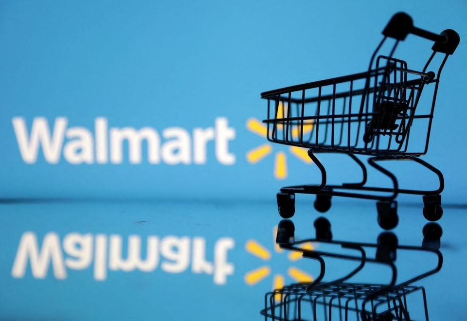 Walmart cắt giảm hàng trăm việc làm vì lạm phát