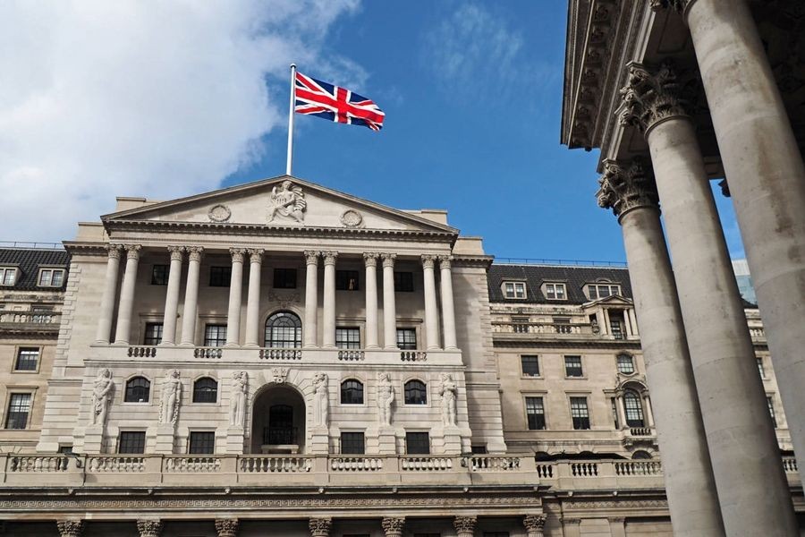 Ngân hàng Trung ương Anh tăng lãi suất cao nhất trong 27 năm qua