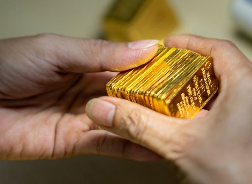 Giá vàng có dấu hiệu hạ nhiệt nhưng vẫn duy trì triển vọng trên 2.000 USD