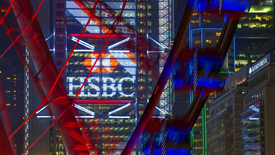 HSBC: Mỹ có thể đối mặt với suy thoái ở cuối 2023, châu Âu theo sau vào 2024