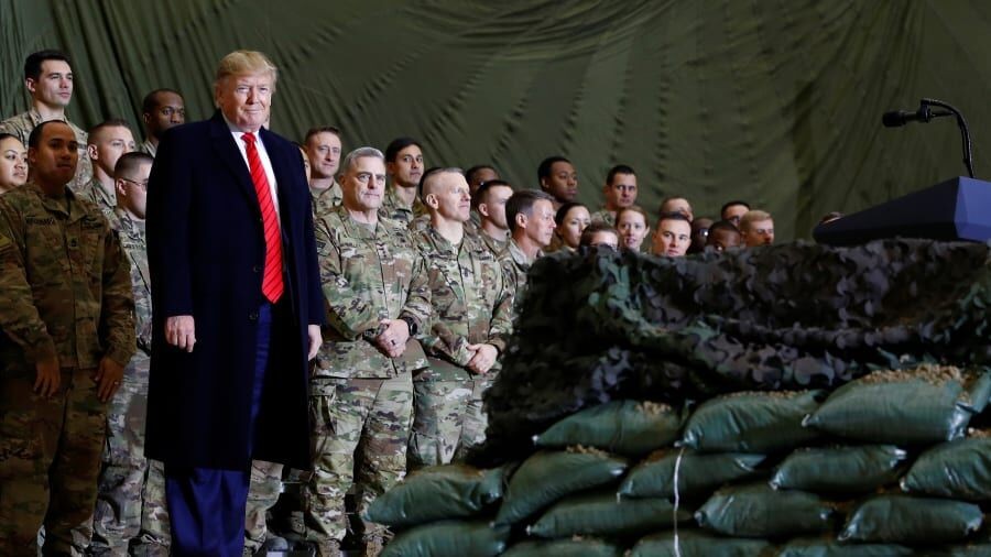 TT Donald Trump bất ngờ viếng thăm Afghanistan