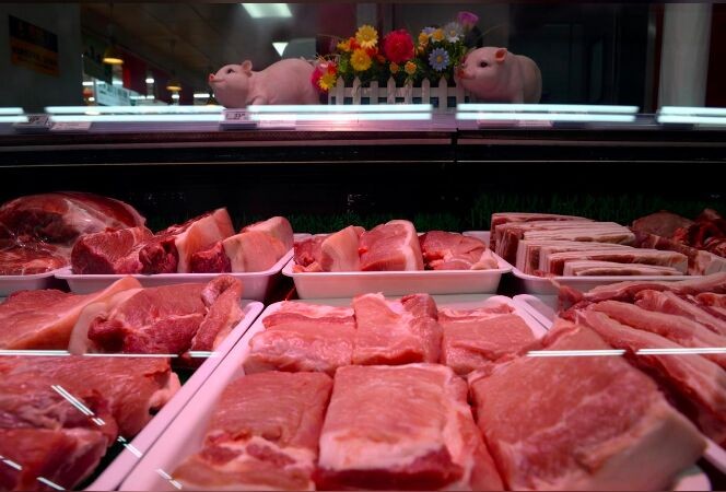 Trung Quốc mua 100 triệu USD thịt lợn để đối phó với tình hình thiếu hụt trên thị trường
