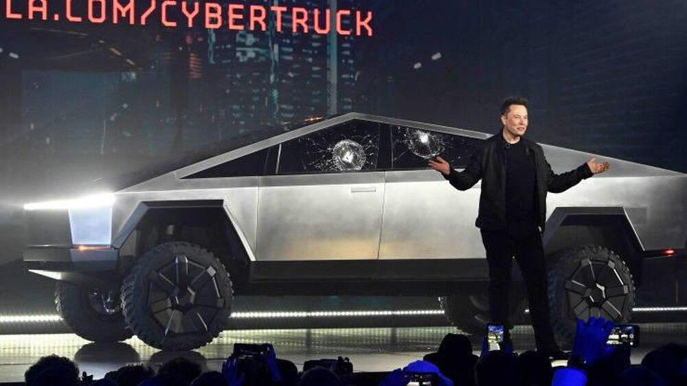 Tại sao tỷ phú Elon Musk mua lại chiếc xe hơi bỏ hoang với mức giá 1 triệu USD?