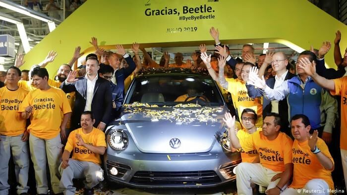 Volkswagen tổ chức “tiệc chia tay” cho chiếc xe hơi Beetle cuối cùng