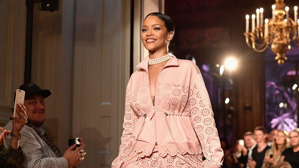 Rihanna và thương hiệu xa xỉ Fenty – viên kim cương “đen” của làng mốt đương đại