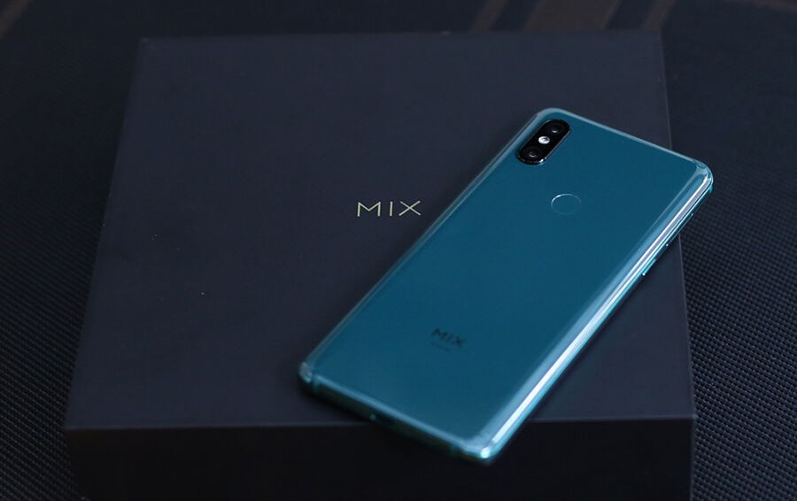 Xiaomi chính thức bán Mi MIX 3 tại Việt Nam với mức giá 12,99 triệu đồng