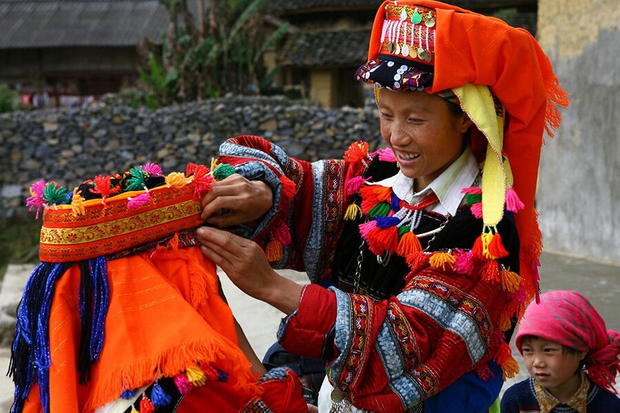 Chi gần 223 tỉ đồng bảo tồn trang phục truyền thống các dân tộc thiểu số Việt Nam