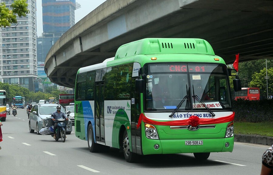 Hà Nội dự kiến khai thác thêm 4 tuyến xe buýt sử dụng nhiên liệu sạch