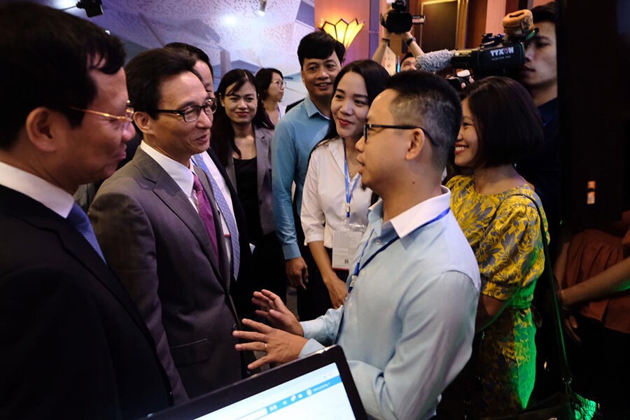 FSI giới thiệu giải pháp chuyển đổi số trong lĩnh vực dịch vụ công tại Vietnam ICT Summit 2019