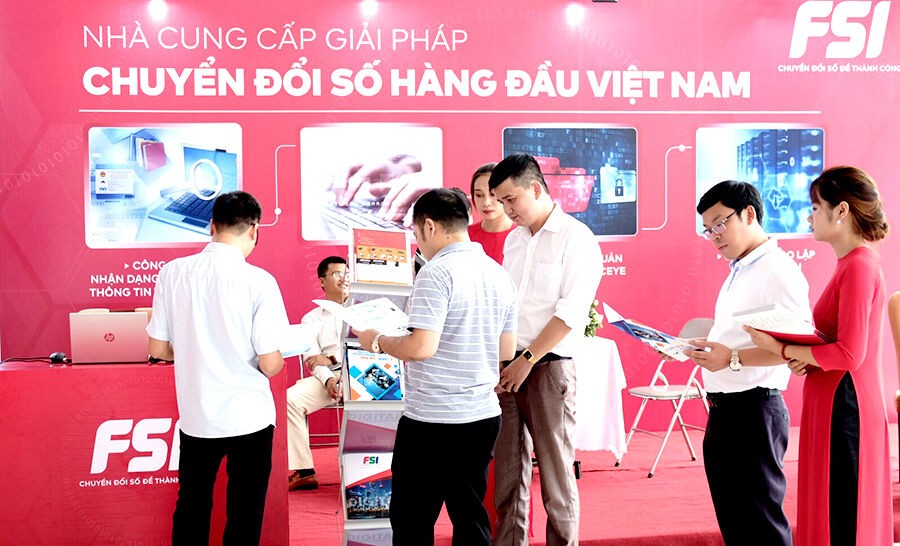 FSI giới thiệu các giải pháp cho việc chuyển đổi số tại Lào Cai