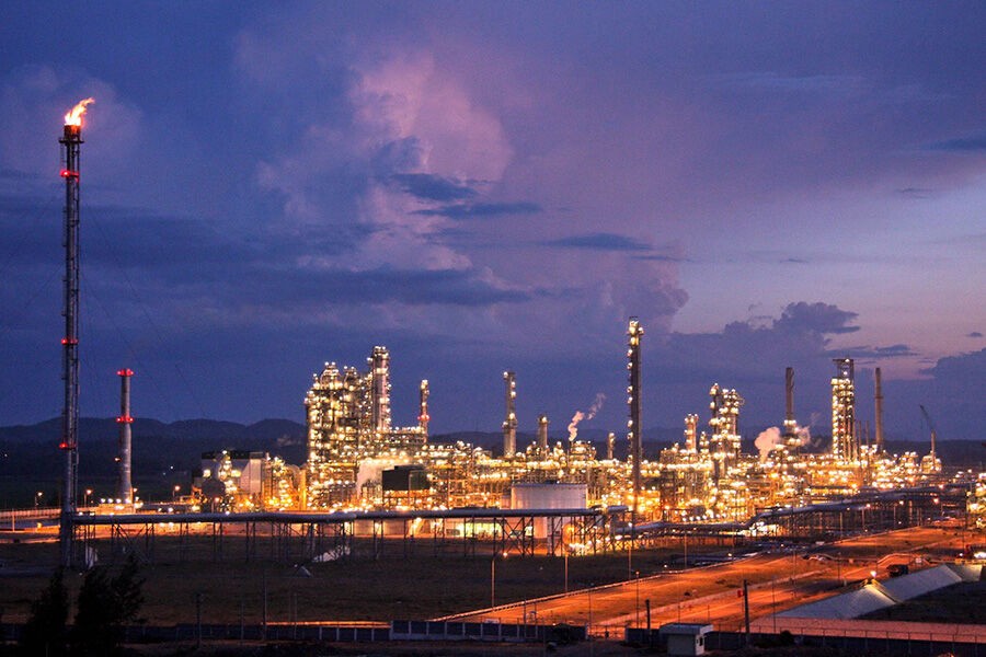 Lọc hoá dầu Nghi Sơn đáp ứng được 33% nhu cầu nhiên liệu của Việt Nam sau một năm hoạt động