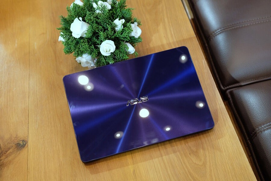 Asus ra 3 laptop mới mỏng nhẹ với giá cao nhất gần 32 triệu đồng