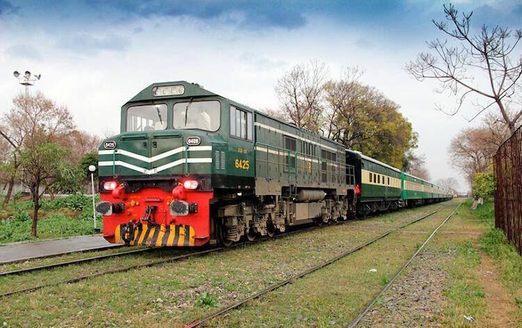 Trung Quốc đầu tư 8,5 tỷ USD phát triển năng lượng và đường sắt Pakistan