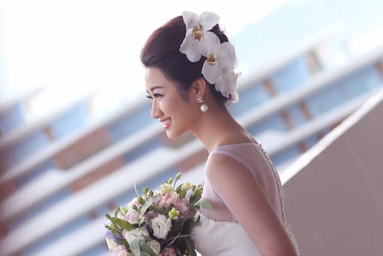 Hoa hậu Bản sắc Việt Thu Ngân sắp kết hôn với đại gia hơn 19 tuổi