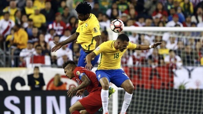 Brazil thua sốc, bị loại ngay từ vòng bảng Copa