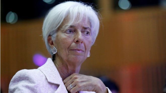 Chấn động, Giám đốc IMF Christine Lagarde phải ra tòa