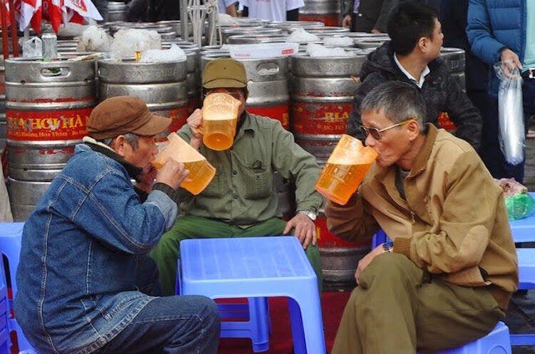 Năm 2017: Người Việt sẽ uống gần 4 tỉ lít bia?