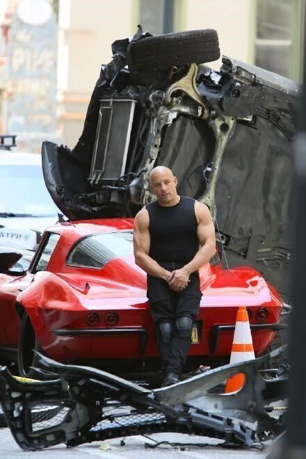 'Fast & Furious 8' công khai hậu trường tai nạn siêu xe