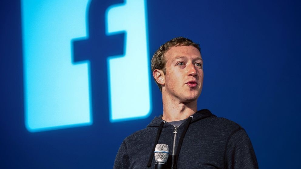 Bí quyết thành công Facebook: Giải mã 'câu hỏi giản dị'