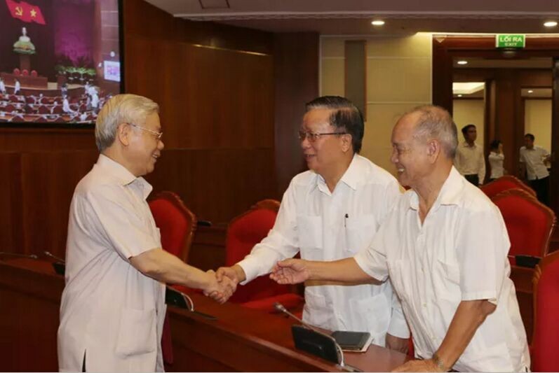 Ban Bí thư Trung ương Đảng gặp mặt cán bộ cấp cao đã nghỉ hưu