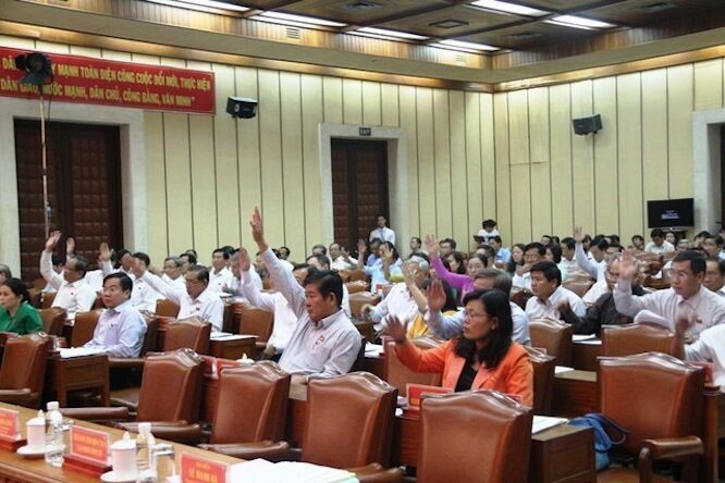 TP Hồ Chí Minh: Từ 1/9 sẽ tăng  gấp 5 lần đóng lệ phí đăng ký