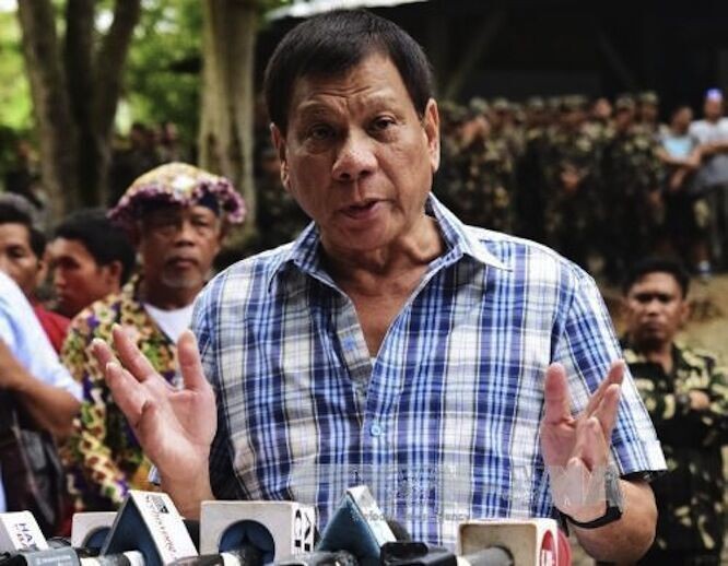 Philippines dọa rời LHQ, rủ Trung Quốc lập tổ chức mới