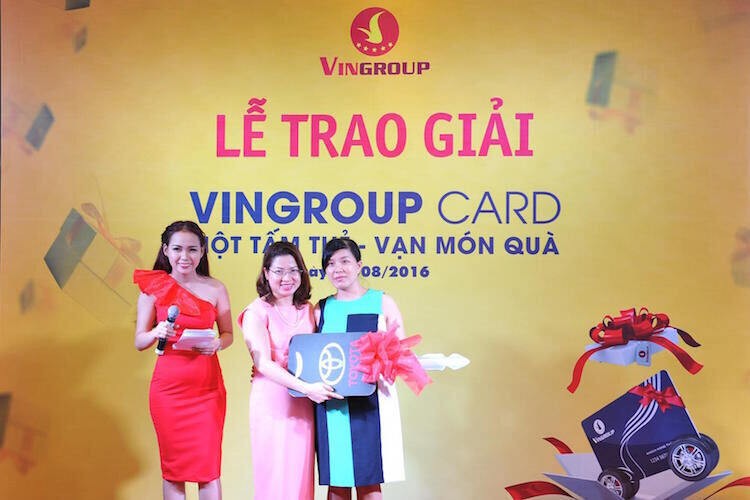 Vingroup trao thưởng cho chủ thẻ VinCard hơn 7 tỷ đồng