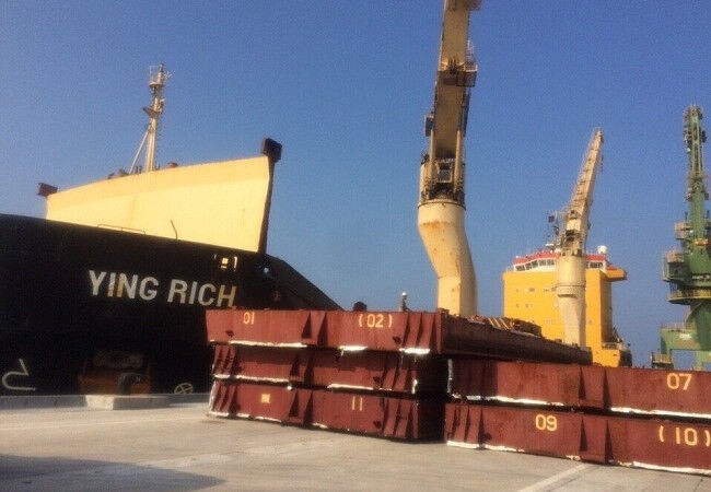Nóng: Tạm giữ tàu chở bùn bô xít từ Trung Quốc nhập vào Formosa
