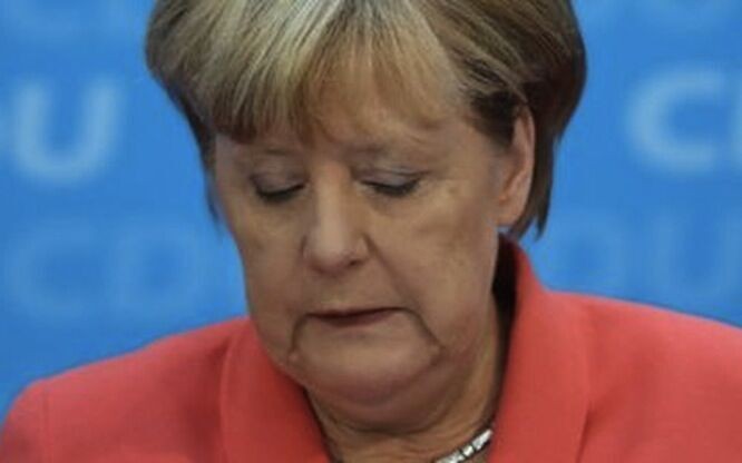 Thua bầu cử, Thủ tướng Đức hối tiếc chính sách nhập cư