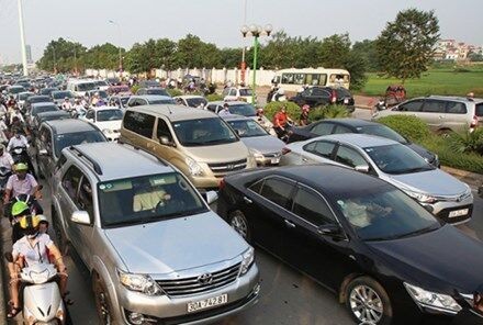 Đề xuất thu phí đi ôtô giờ cao điểm ở Hà Nội