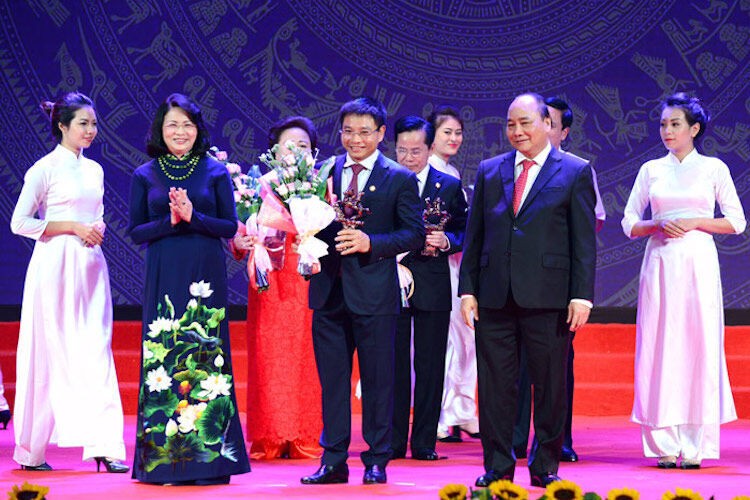 Chủ tịch Vietinbank Nguyễn Văn Thắng được tôn vinh "Doanh nhân Việt Nam tiêu biểu"