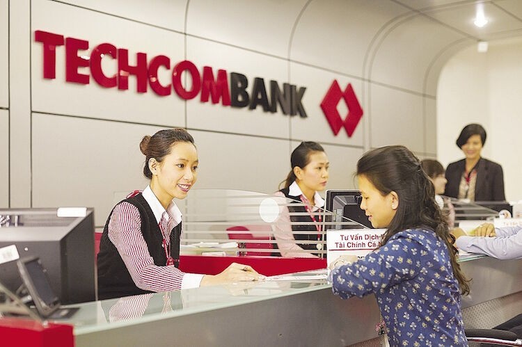 9 tháng, lợi nhuận của Techcombank tăng “sốc” 85%