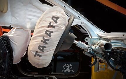 Toyota thu hồi thêm gần 6 triệu túi khí do hãng Takaka sản xuất