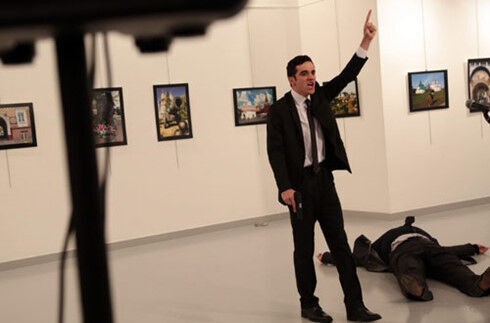 Kẻ sát hại Đại sứ Nga "là thành viên mạng lưới của giáo sỹ Gulen"