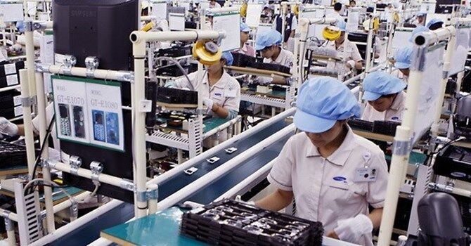 Năng suất lao động của Việt Nam mới chỉ bằng 4,4% của Singapore