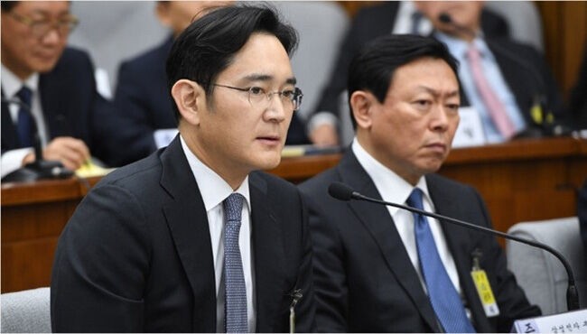 Người thừa kế tập đoàn Samsung bị liệt vào dạng "nghi phạm"