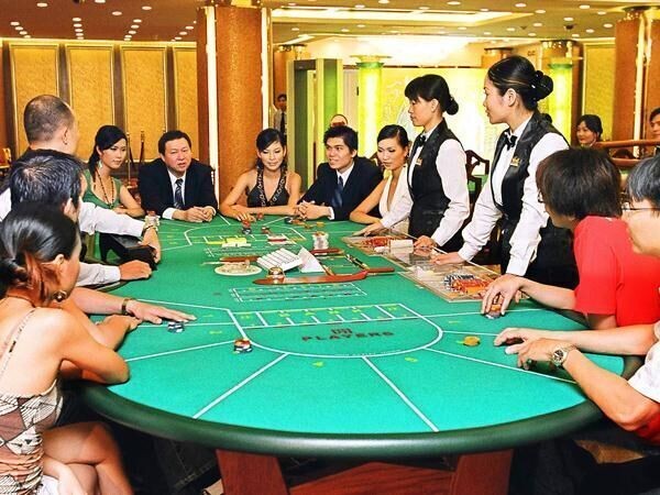 Người Việt được vào casino chơi... nếu chứng minh được thu nhập trên 10 triệu đồng/tháng