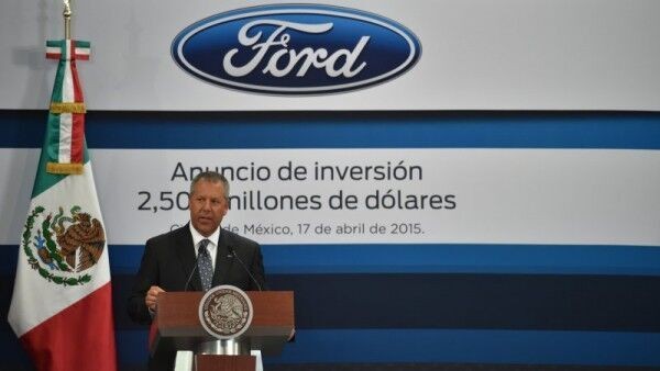 Mexico yêu cầu Ford bồi thường các chi phí do hủy hợp đồng