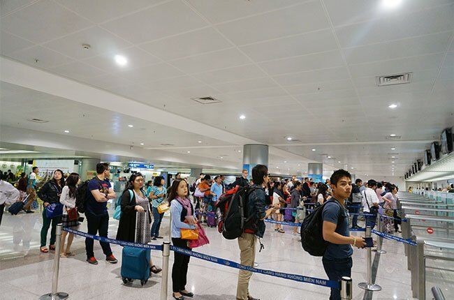 40 du khách đầu tiên vào Việt Nam bằng thị thực điện tử