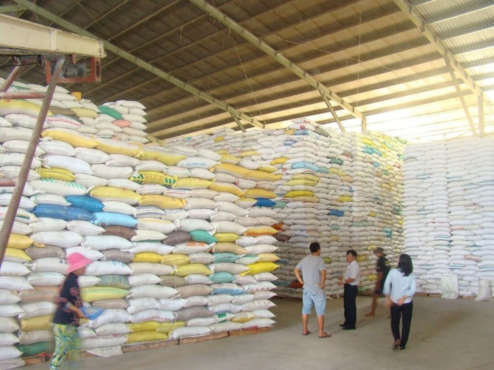 Bộ Công Thương xác minh vụ phải "lót tay" 20.000 USD mới xin được giấy phép xuất khẩu gạo