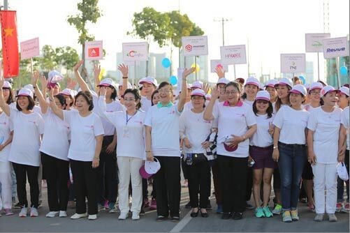 TP HCM: 5.000 người đi bộ gây quỹ “Vì sự phát triển của phụ nữ”