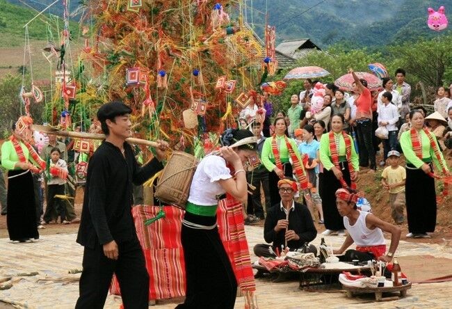 Khám phá Lễ hội Hết Chá ở bản Áng, Mộc Châu
