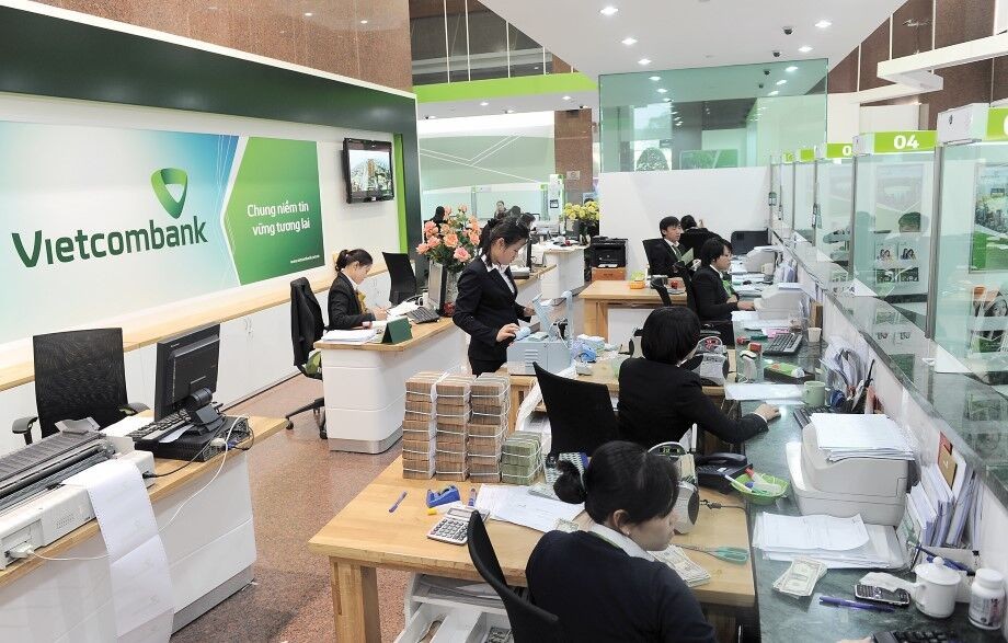Vietcombank tạm hoãn quy định đẩy trách nhiệm bảo mật cho khách hàng gây tranh cãi