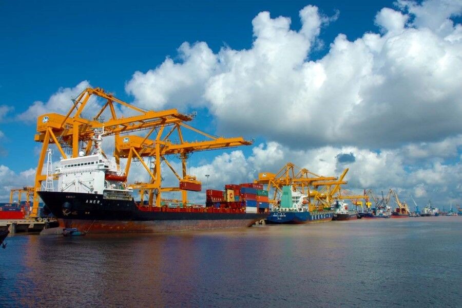 Chính phủ chỉ đạo xem xét điều chỉnh mức phí cảng biển Hải Phòng