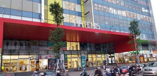 Trung tâm thương mại Artemis thu hút giới trẻ Hà Nội