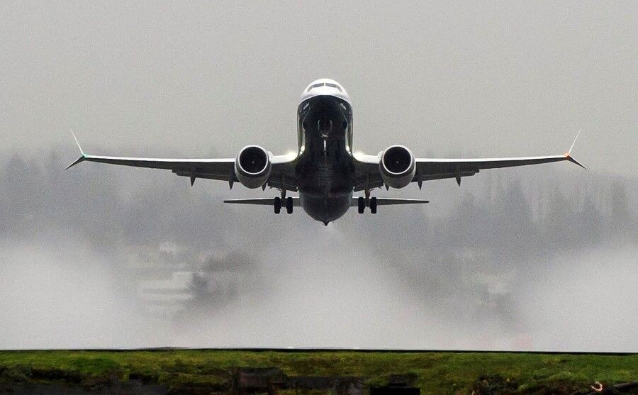 Lỗi chồng lỗi, Boeing 737 MAX chưa biết ngày "trở lại"